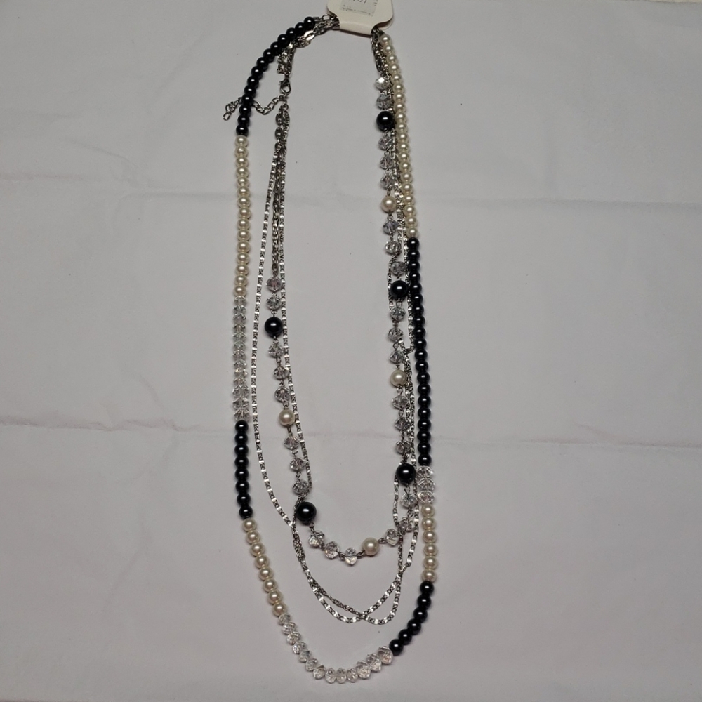 Layered necklace - Picture 3 of 14